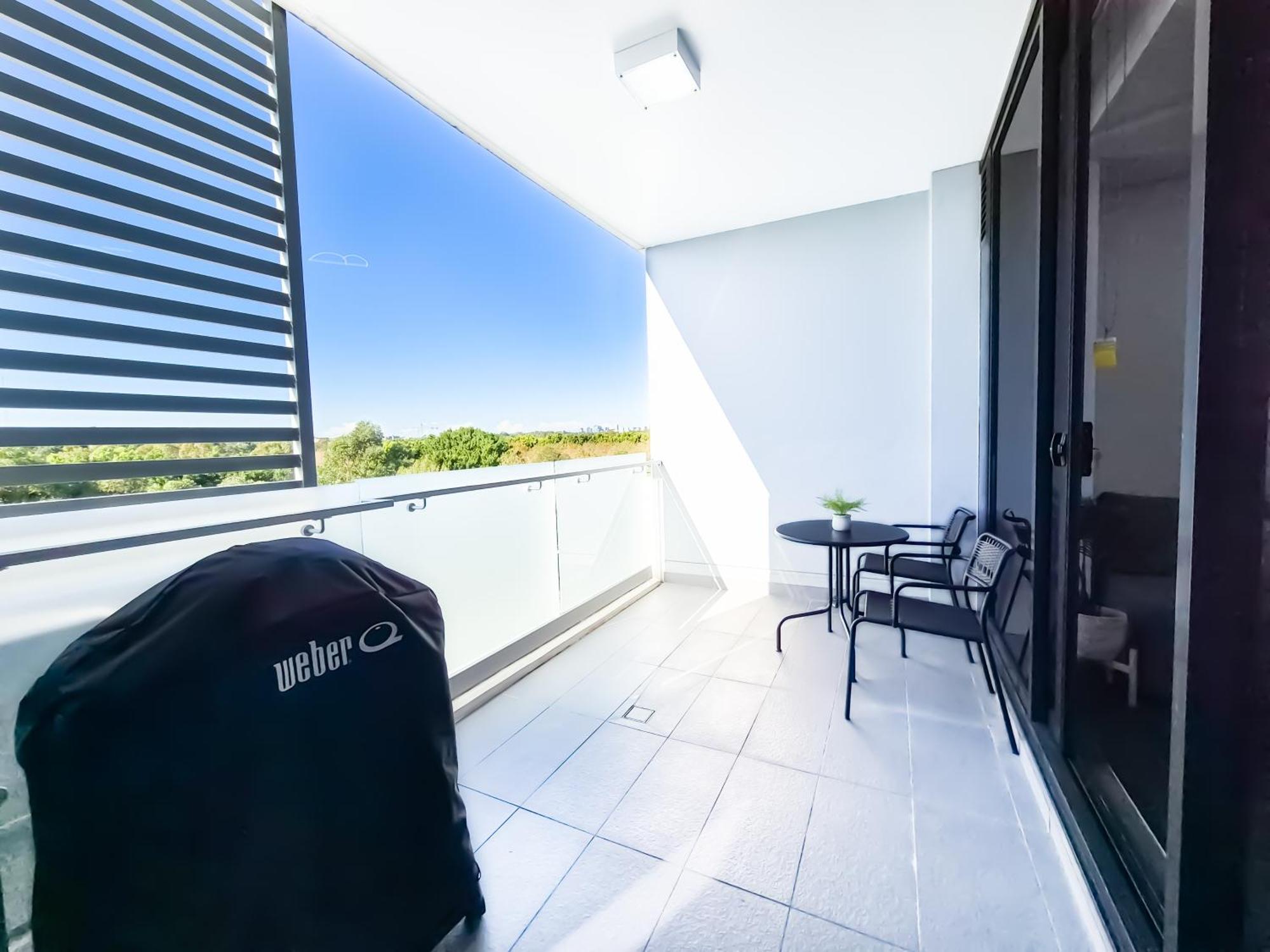 Relaxing 1br W Pools & Spa, Gym In Olympic Park Apartment